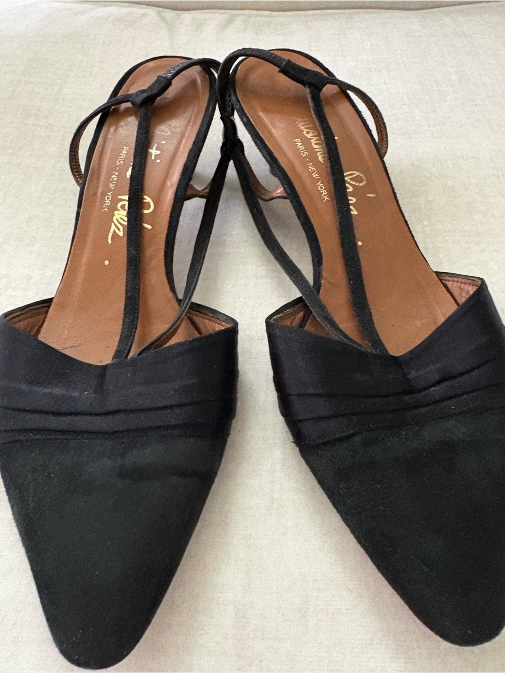 Black Pointed-Toe Slingback Heels with Delicate Straps Size 8